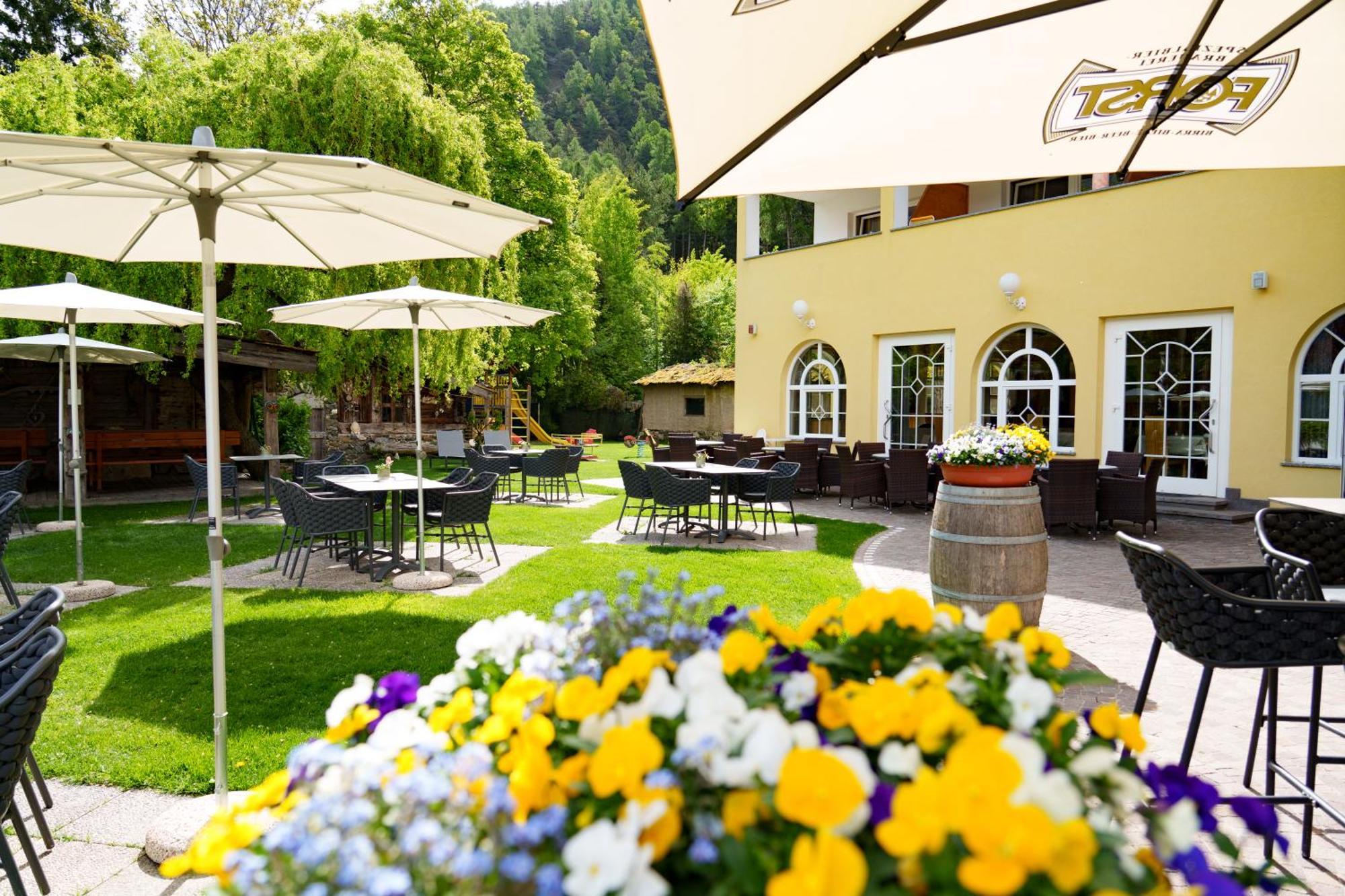 Landhotel Latscherhof Coldrano Exterior photo